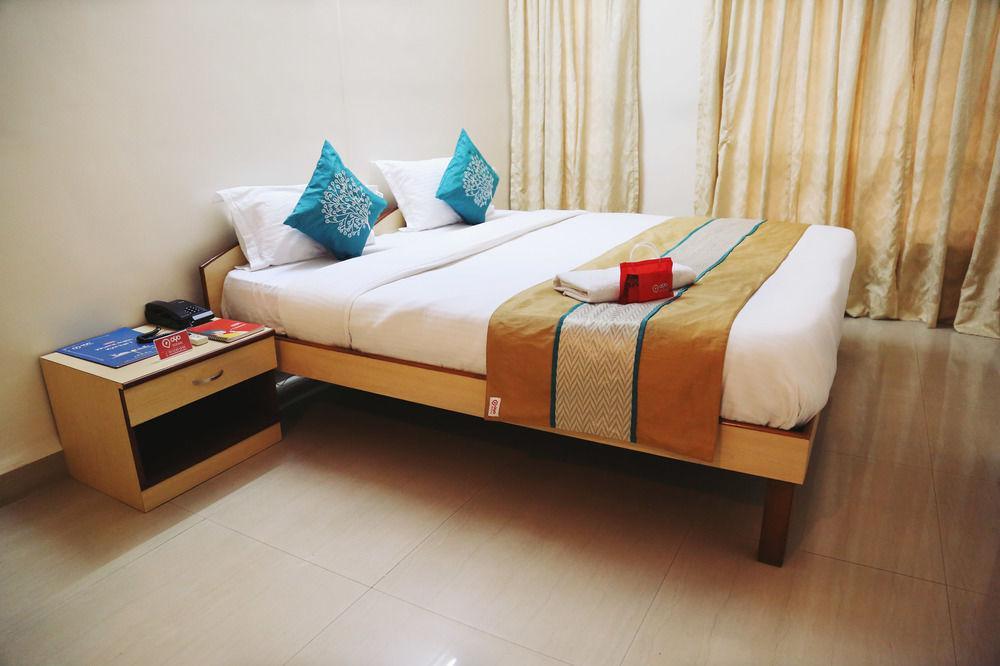 Oyo 946 Royce Studio Apartments Pune Dış mekan fotoğraf