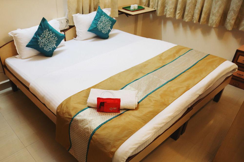 Oyo 946 Royce Studio Apartments Pune Dış mekan fotoğraf