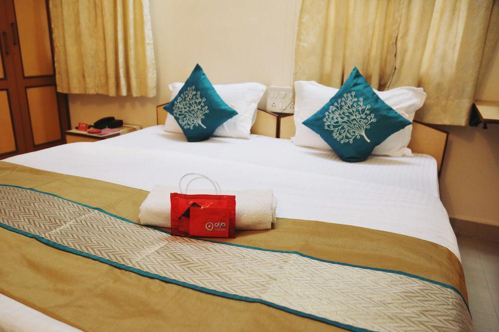 Oyo 946 Royce Studio Apartments Pune Dış mekan fotoğraf